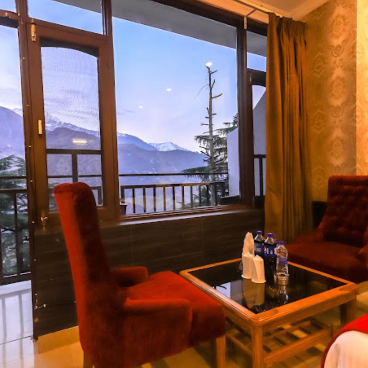 Hotel Holiday Hill, Near Mall Road, Mcleodganj# Parking#Restaurant Dharamshala Exterior photo