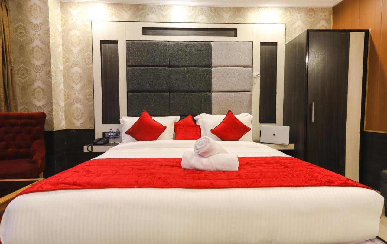 Hotel Holiday Hill, Near Mall Road, Mcleodganj# Parking#Restaurant Dharamshala Exterior photo