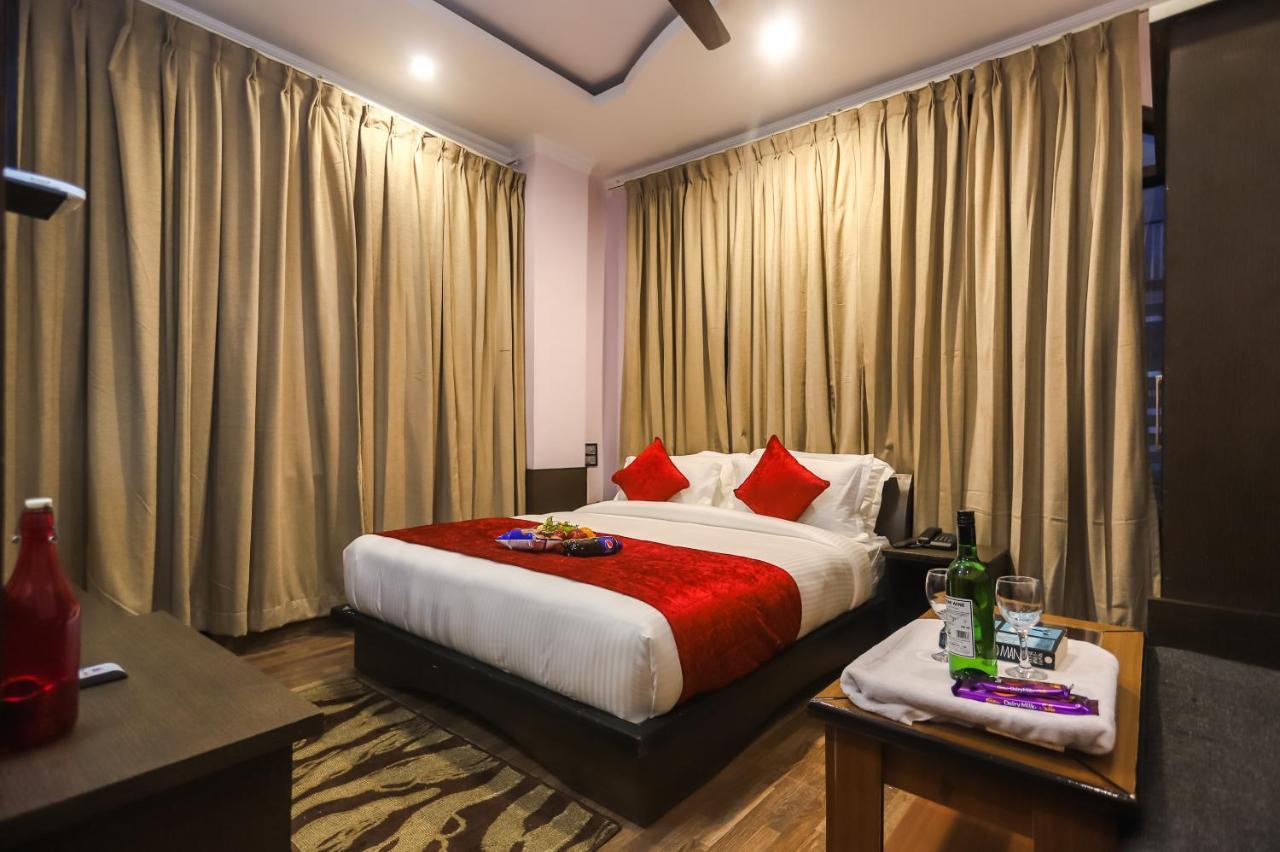 Hotel Holiday Hill, Near Mall Road, Mcleodganj# Parking#Restaurant Dharamshala Exterior photo